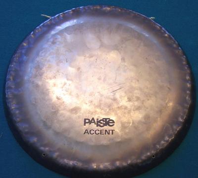 Gong, Accent